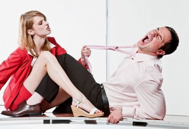 Nhà cái Fabet giải mã giấc mơ thấy đánh ghen đánh con gì?